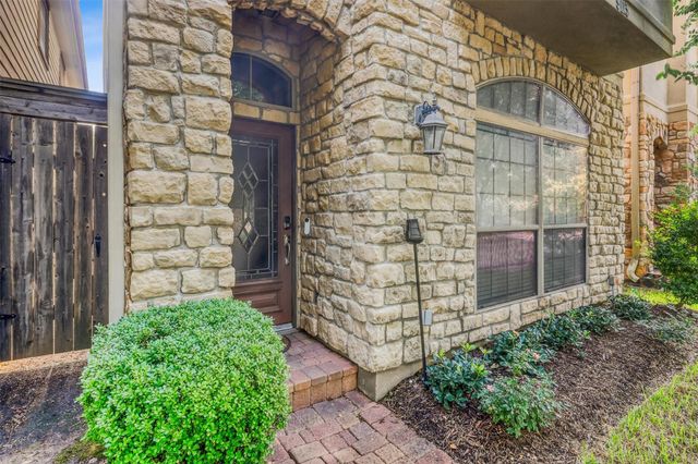 9113 Creekstone Lake Drive, Houston, TX 77054