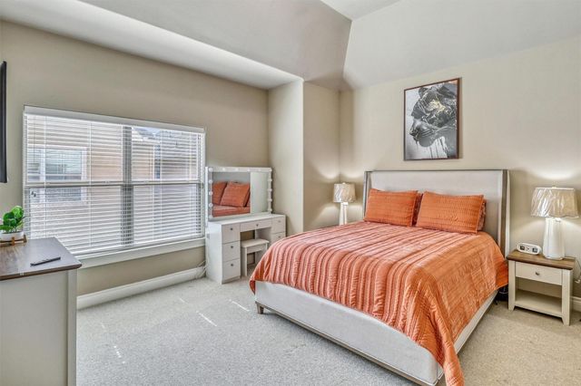 9113 Creekstone Lake Drive, Houston, TX 77054