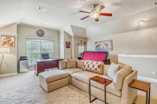 9113 Creekstone Lake Drive, Houston, TX 77054