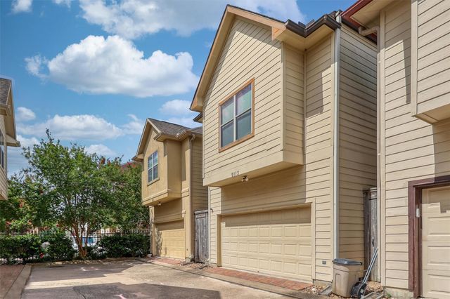 9113 Creekstone Lake Drive, Houston, TX 77054