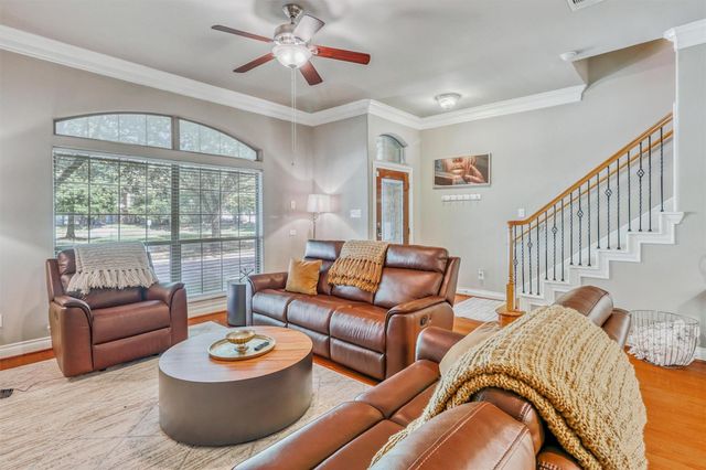 9113 Creekstone Lake Drive, Houston, TX 77054