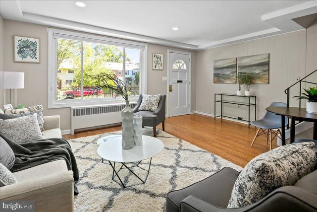 1420 WOODBINE ST, Alexandria, VA 22302
