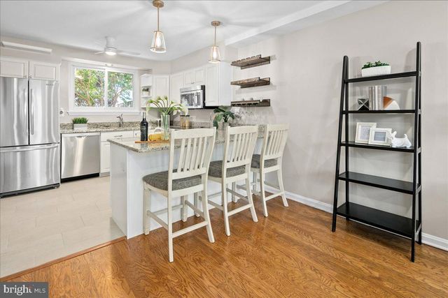 1420 WOODBINE ST, Alexandria, VA 22302