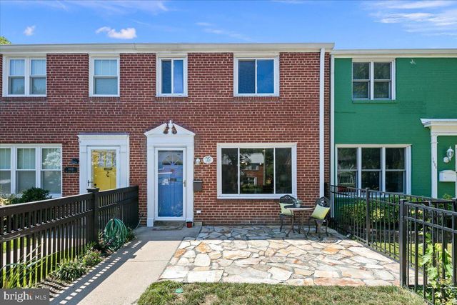 1420 WOODBINE ST, Alexandria, VA 22302