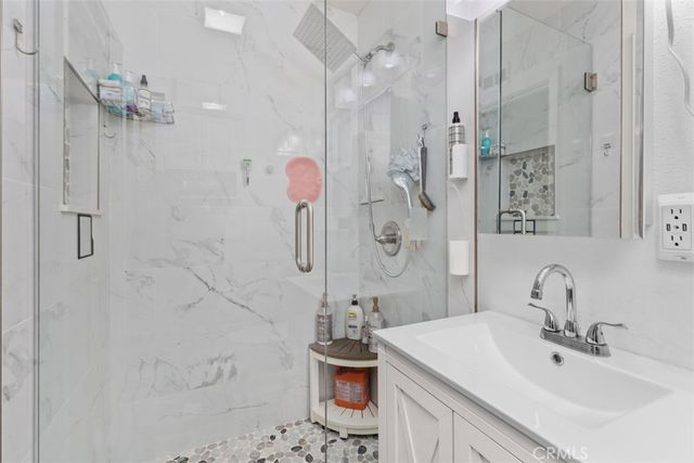 2264 E Standish, Anaheim, CA 92806