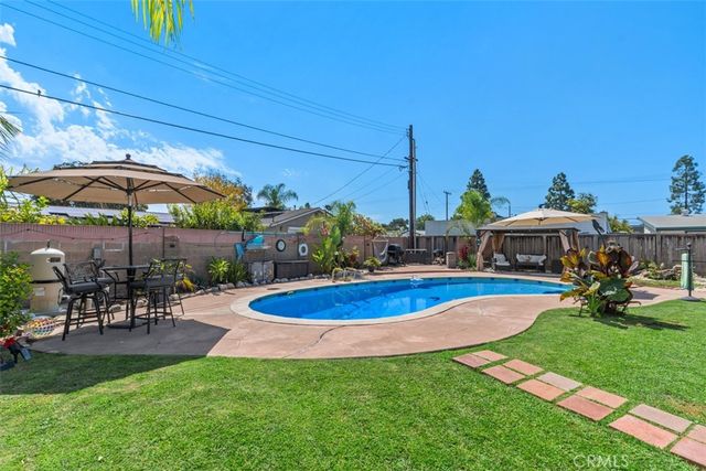 2264 E Standish, Anaheim, CA 92806