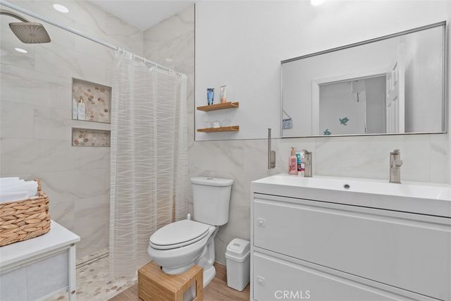2264 E Standish, Anaheim, CA 92806