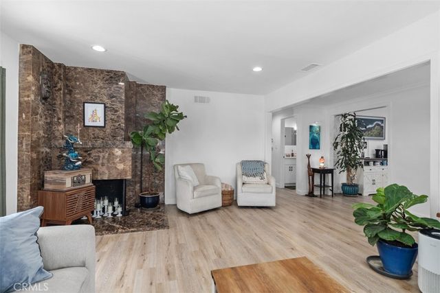 2264 E Standish, Anaheim, CA 92806