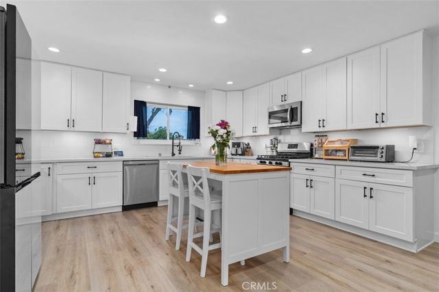 2264 E Standish, Anaheim, CA 92806