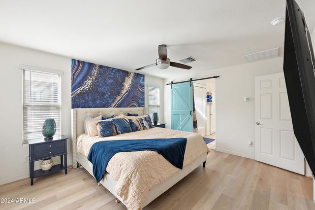 5807 W WARNER Street, Phoenix, AZ 85043