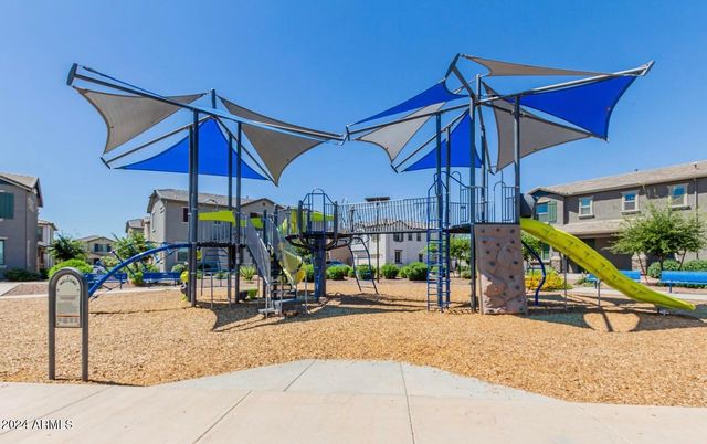 5807 W WARNER Street, Phoenix, AZ 85043