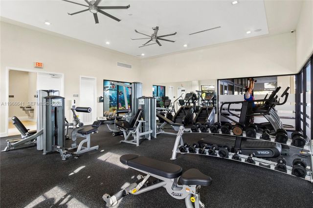 3226 W 108th St, Hialeah, FL 33018