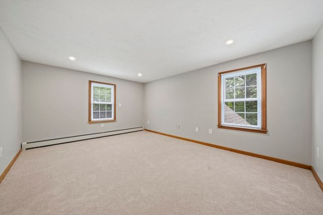 20 Aldana Rd, Halifax, MA 02338