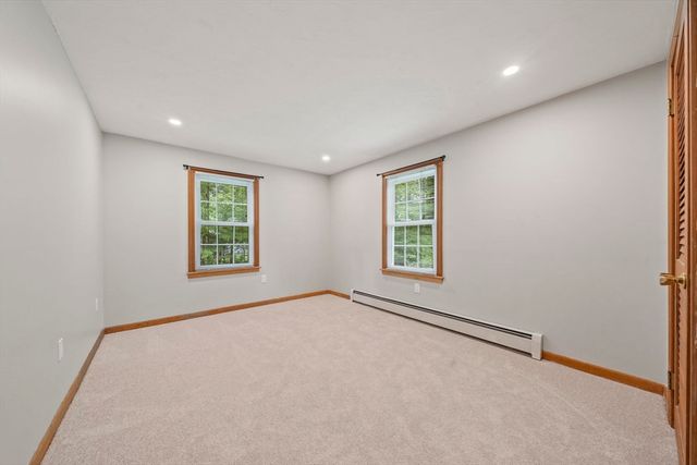 20 Aldana Rd, Halifax, MA 02338