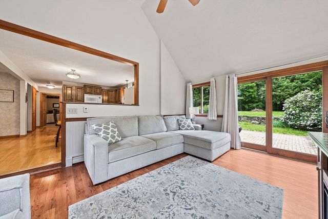 20 Aldana Rd, Halifax, MA 02338