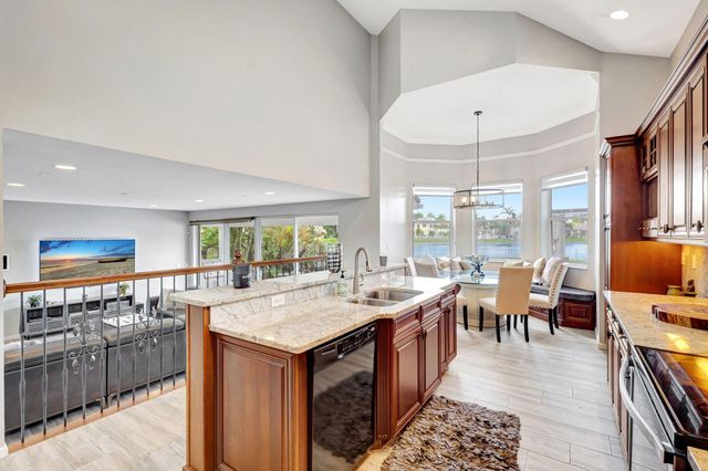 2297 Merriweather Way, Wellington, FL 33414