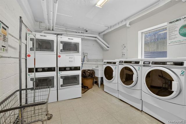 205 W Post Road E2H, White Plains, NY 10606