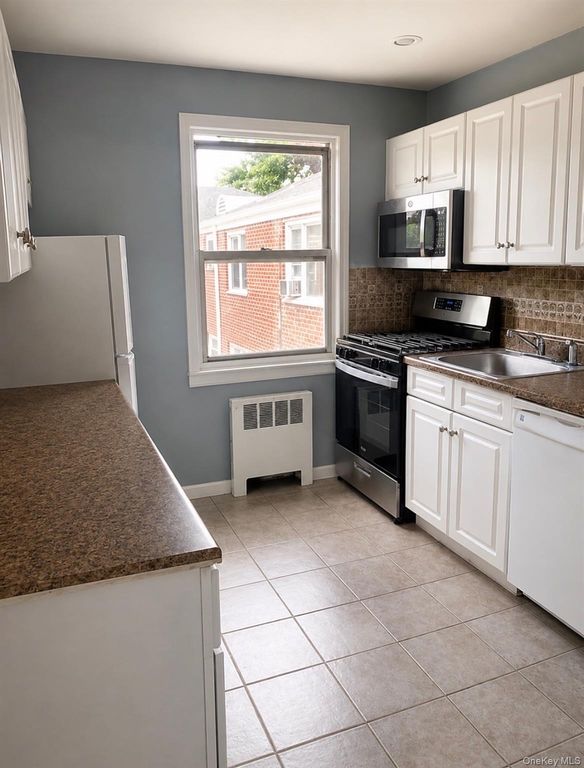 205 W Post Road E2H, White Plains, NY 10606