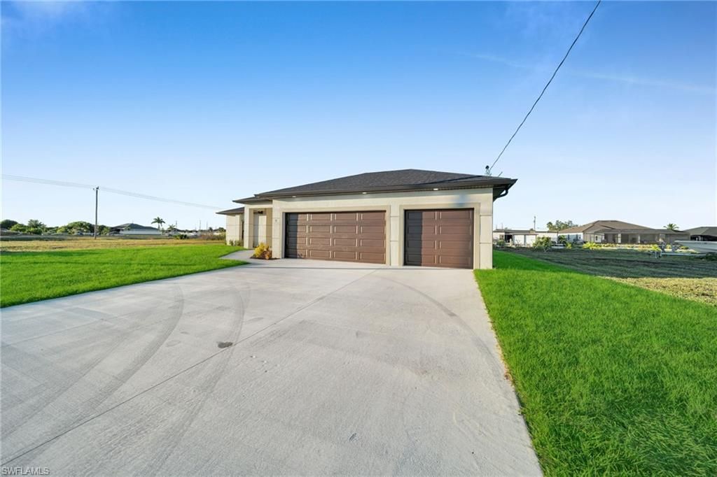 9 NE 5th TER, Cape Coral, FL 33909