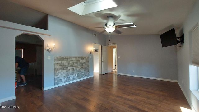 43828 N 12TH Street, New River, AZ 85087