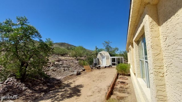 43828 N 12TH Street, New River, AZ 85087