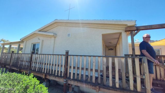 43828 N 12TH Street, New River, AZ 85087