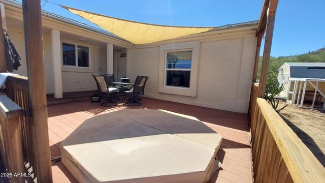 43828 N 12TH Street, New River, AZ 85087