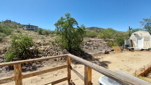43828 N 12TH Street, New River, AZ 85087