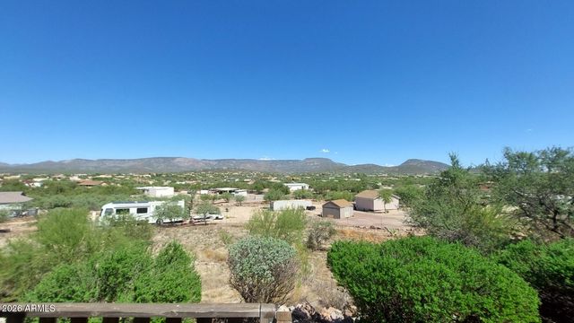 43828 N 12TH Street, New River, AZ 85087