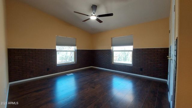 43828 N 12TH Street, New River, AZ 85087