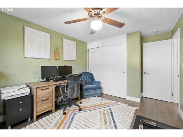 16851 Se POWELL Blvd, Portland, OR 97236