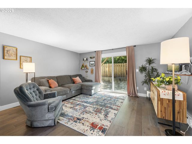 16851 Se POWELL Blvd, Portland, OR 97236