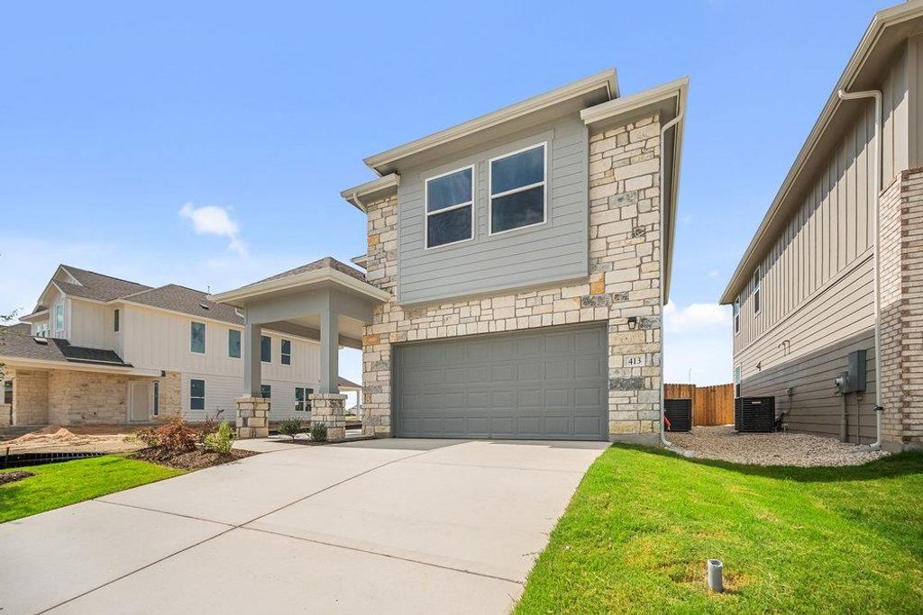 413 Young ST, Buda, TX 78610
