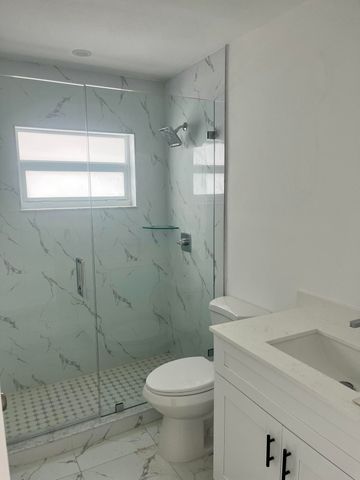 2747 Summit Boulevard, West Palm Beach, FL 33406