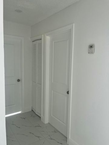 2747 Summit Boulevard, West Palm Beach, FL 33406