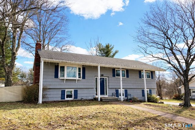 271 Meadowview Drive, Torrington, CT 06790