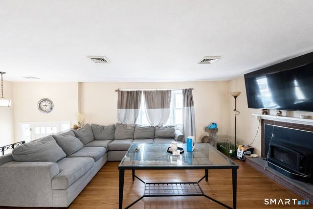 271 Meadowview Drive, Torrington, CT 06790