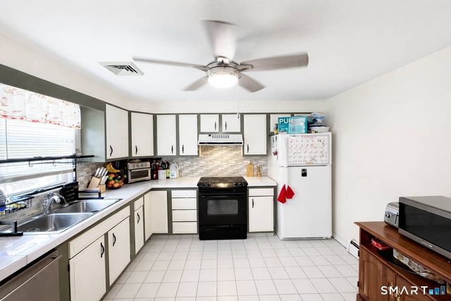 271 Meadowview Drive, Torrington, CT 06790