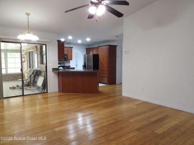 1291 Ein Court NW, Palm Bay, FL 32907