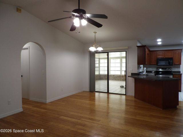 1291 Ein Court NW, Palm Bay, FL 32907