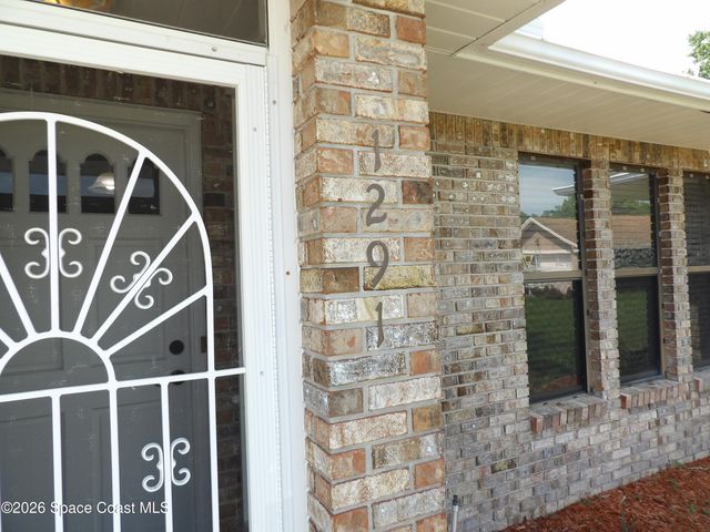 1291 Ein Court NW, Palm Bay, FL 32907