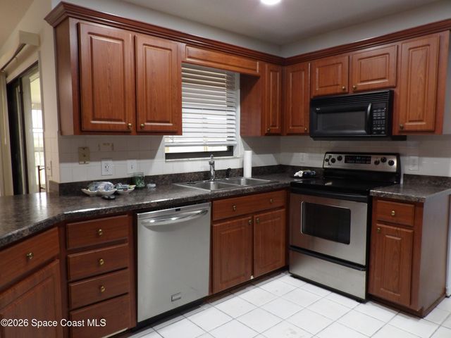 1291 Ein Court NW, Palm Bay, FL 32907