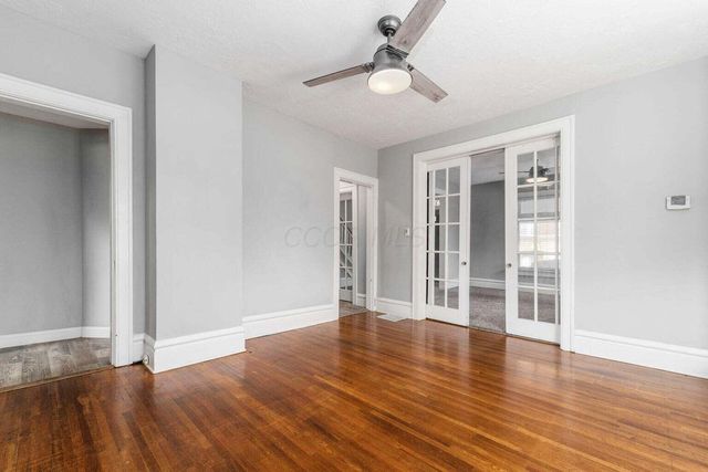 2339 Summit Street, Columbus, OH 43202