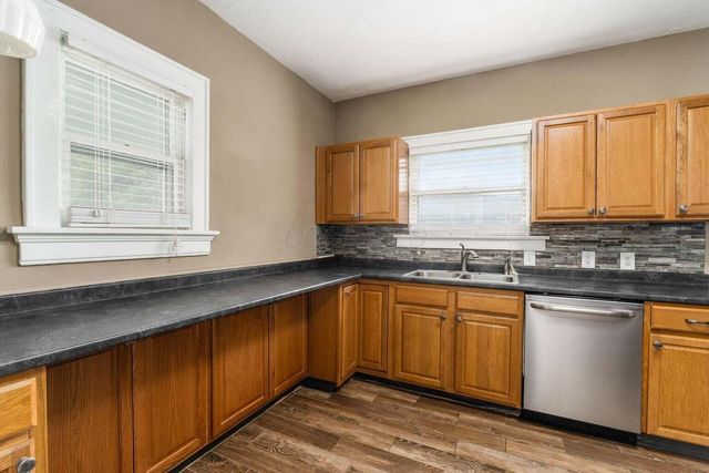 2339 Summit Street, Columbus, OH 43202