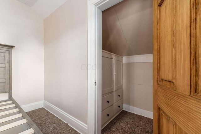 2339 Summit Street, Columbus, OH 43202