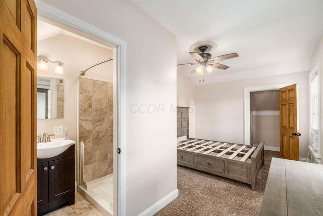 2339 Summit Street, Columbus, OH 43202