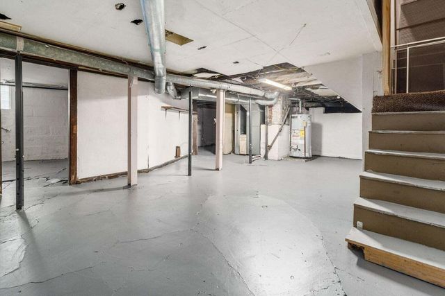 2339 Summit Street, Columbus, OH 43202