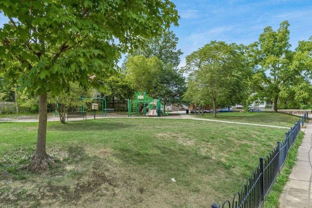 2339 Summit Street, Columbus, OH 43202