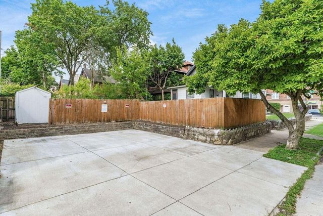 2339 Summit Street, Columbus, OH 43202