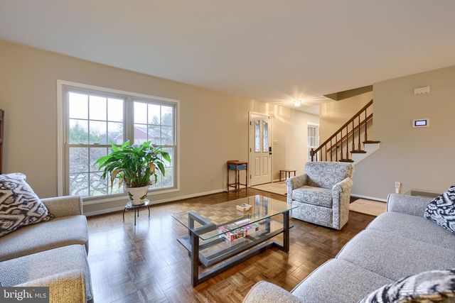 34 EAGLE LN, Reading, PA 19607